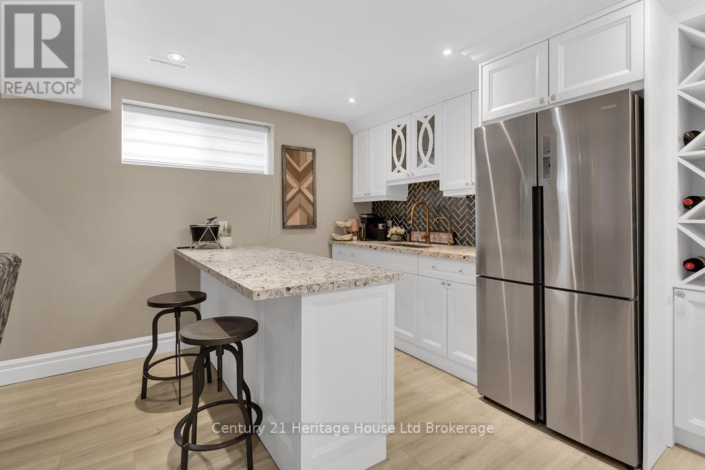 717 Normandy Drive, Woodstock (Woodstock - North), Ontario  N4T 0C5 - Photo 27 - X12440631