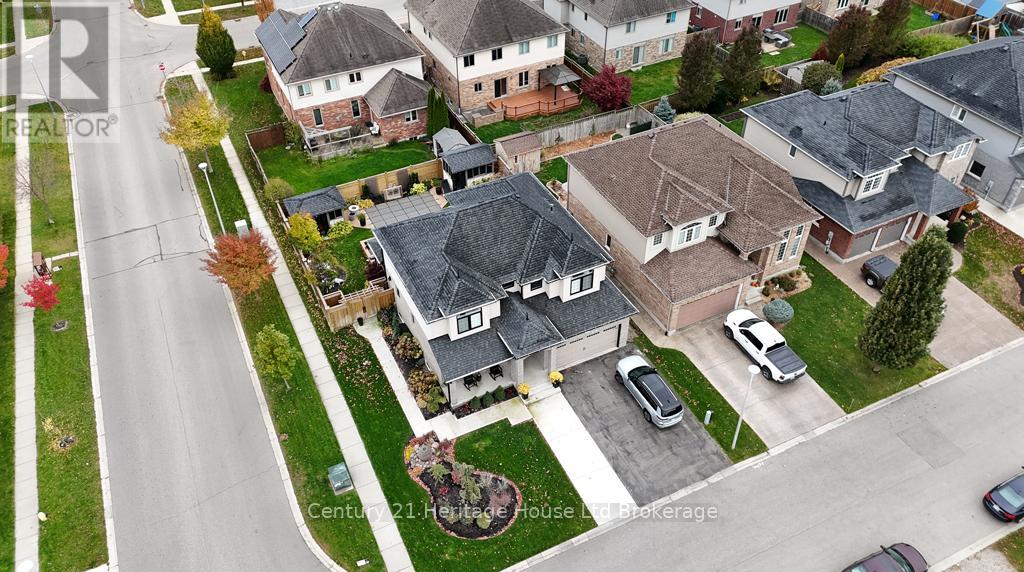 717 Normandy Drive, Woodstock (Woodstock - North), Ontario  N4T 0C5 - Photo 47 - X12440631