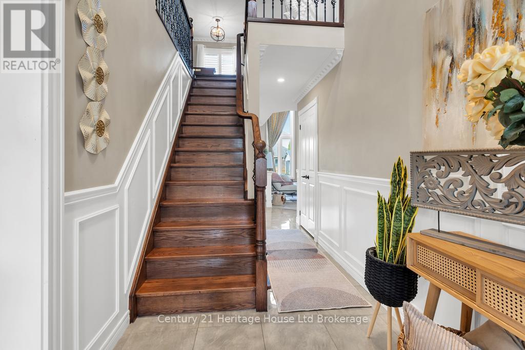 717 Normandy Drive, Woodstock (Woodstock - North), Ontario  N4T 0C5 - Photo 6 - X12440631