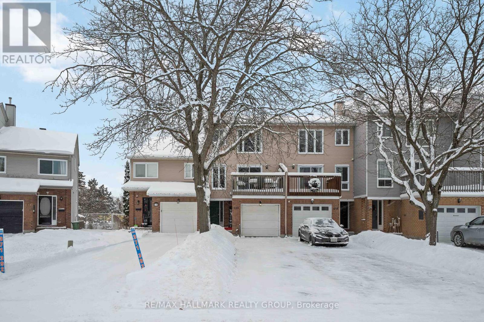 648 BROME CRESCENT, Ottawa, Ontario
