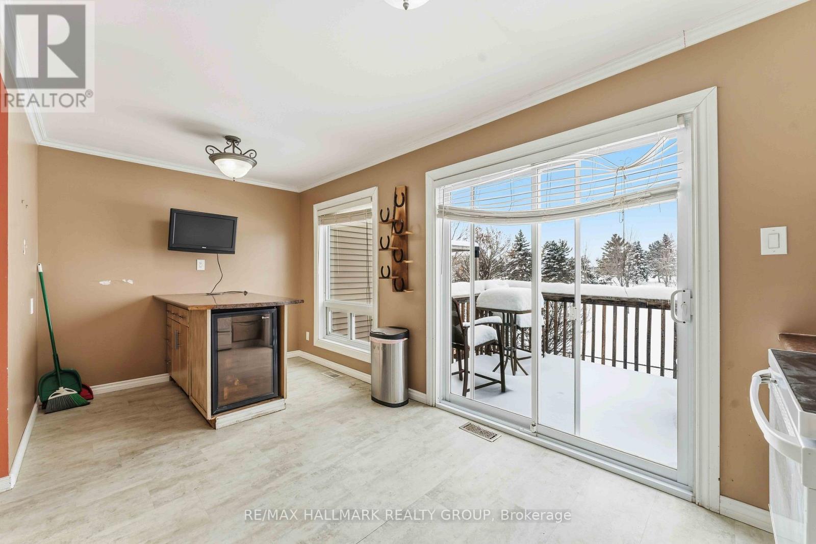 648 Brome Crescent, Ottawa, Ontario  K4A 1W2 - Photo 12 - X12629298