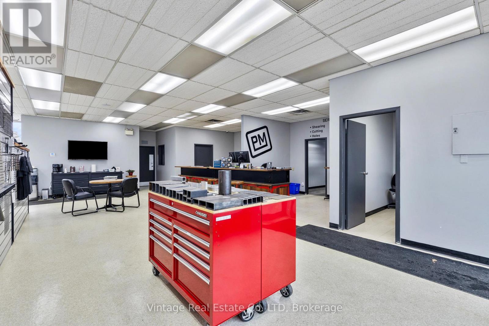 113 Shaw Street, Welland, Ontario L3B 5X4 - Photo 8 - X12629262