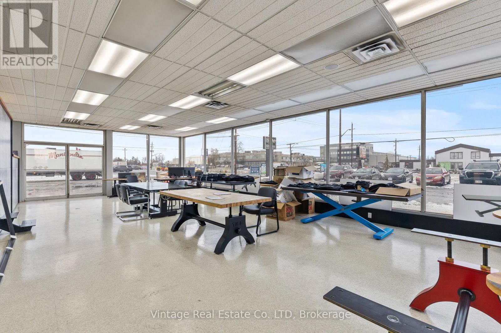 113 Shaw Street, Welland, Ontario L3B 5X4 - Photo 9 - X12629262