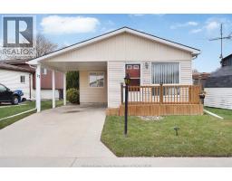 17 CHESTNUT ST., McGregor, Ontario