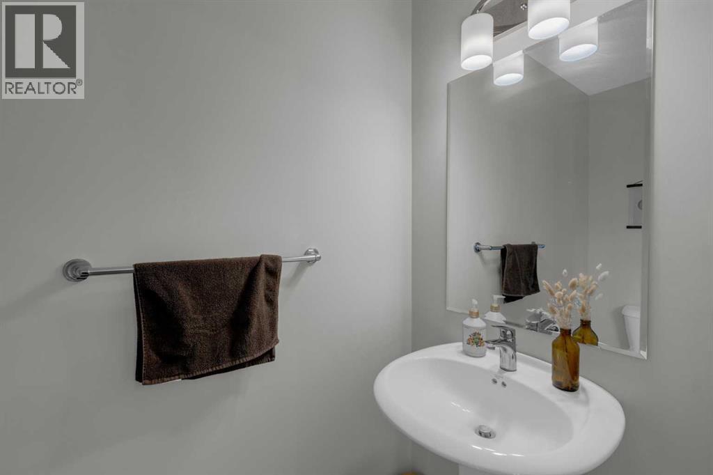 108, 2400 Ravenswood View Se, Airdrie, Alberta  T4A 0V7 - Photo 16 - A2267083