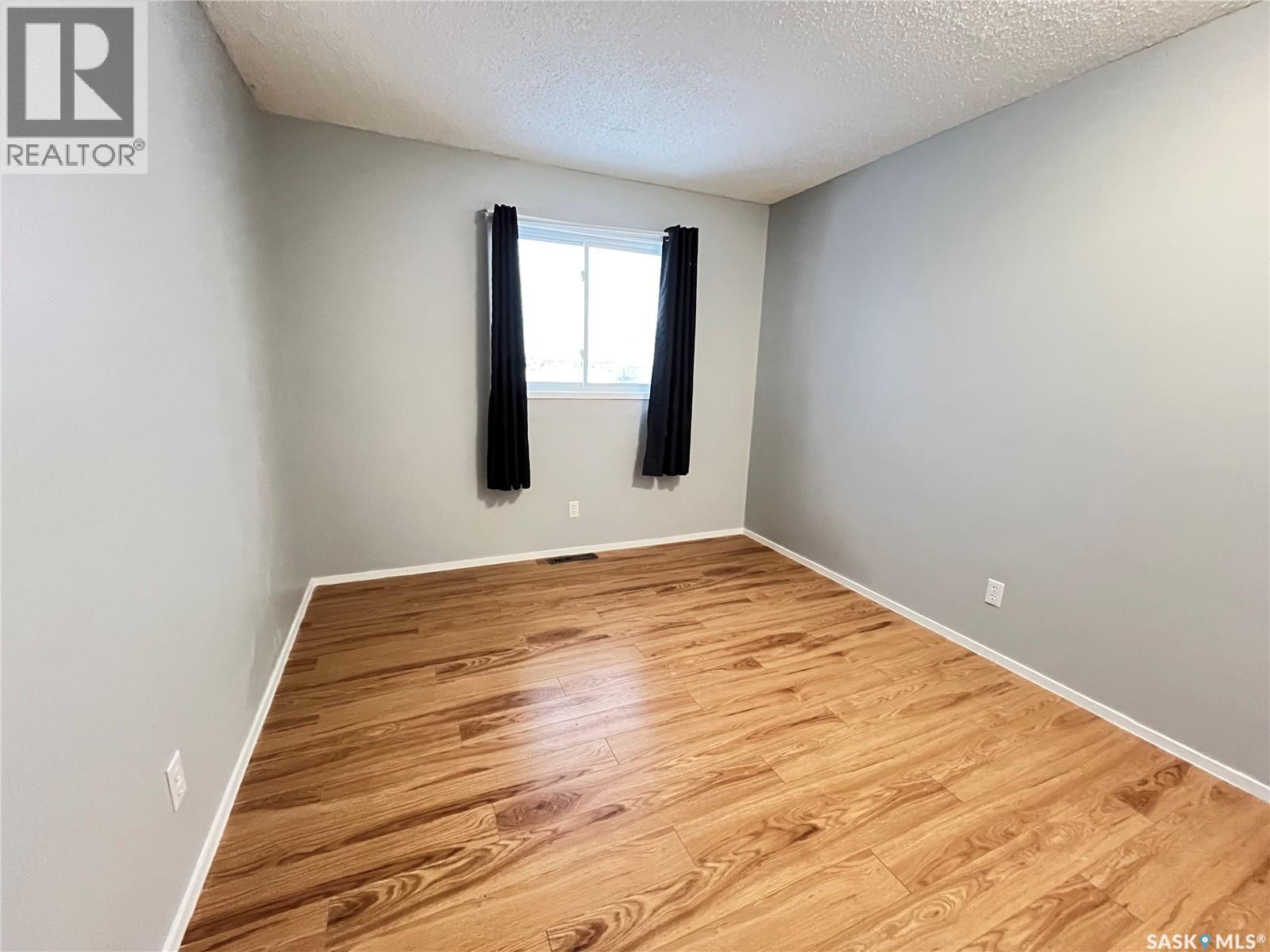 6 Stockdale Crescent, Maple Creek, Saskatchewan  S0N 1N0 - Photo 17 - SK025551