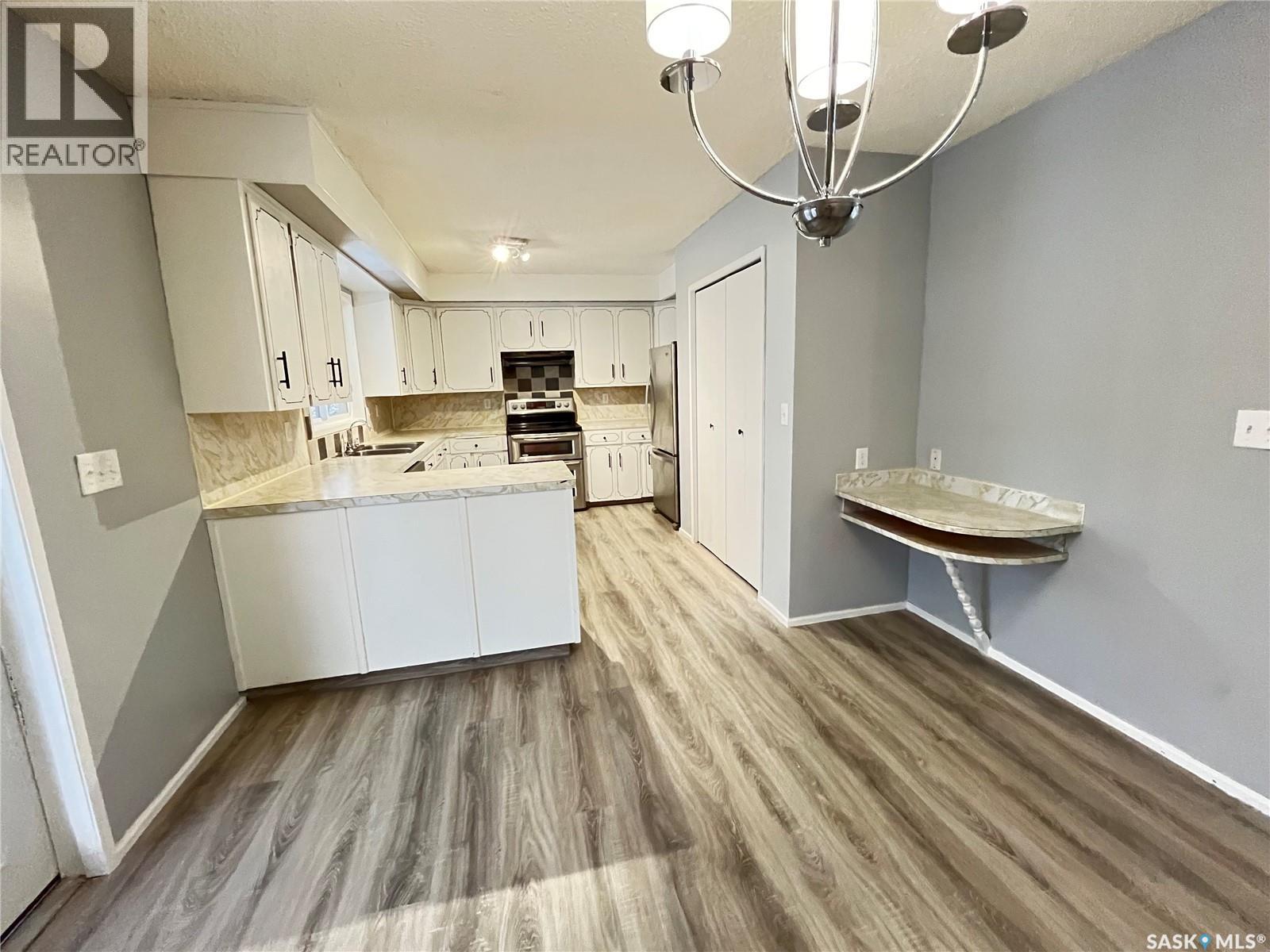 6 Stockdale Crescent, Maple Creek, Saskatchewan  S0N 1N0 - Photo 9 - SK025551