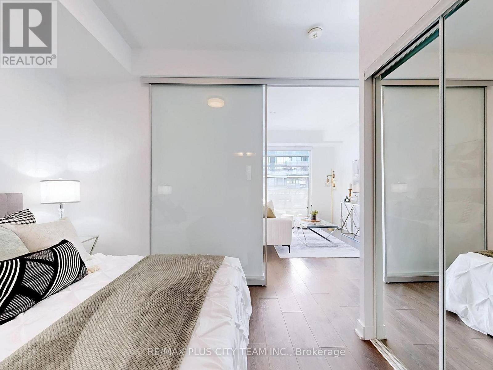 804 - 60 Tannery Road, Toronto, Ontario  M5A 0S8 - Photo 11 - C12629260