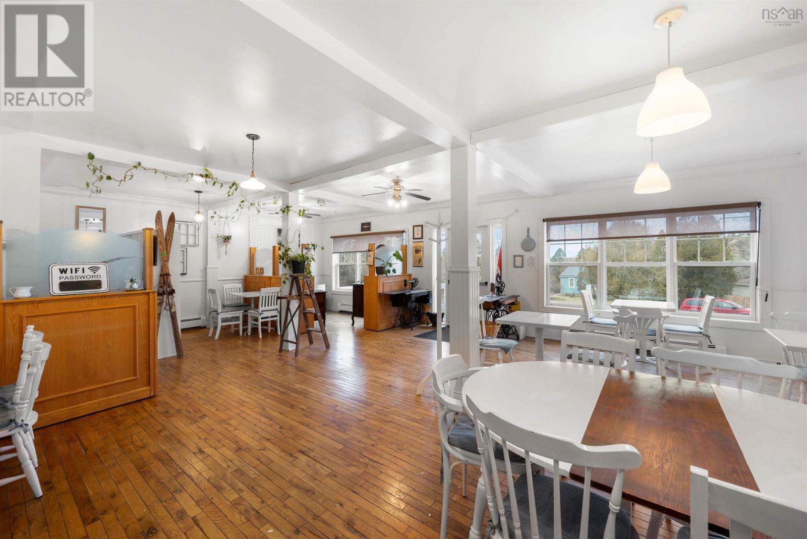 11377 Peggys Cove Road, Seabright, Nova Scotia  B3Z 2Z3 - Photo 7 - 202501027