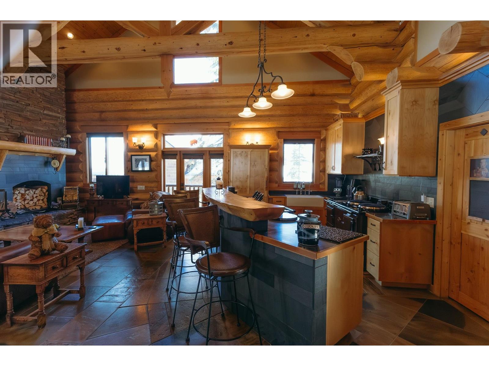 1595 COLUMBIA VALLEY VEIW Drive Golden, BC V0A1H2_19