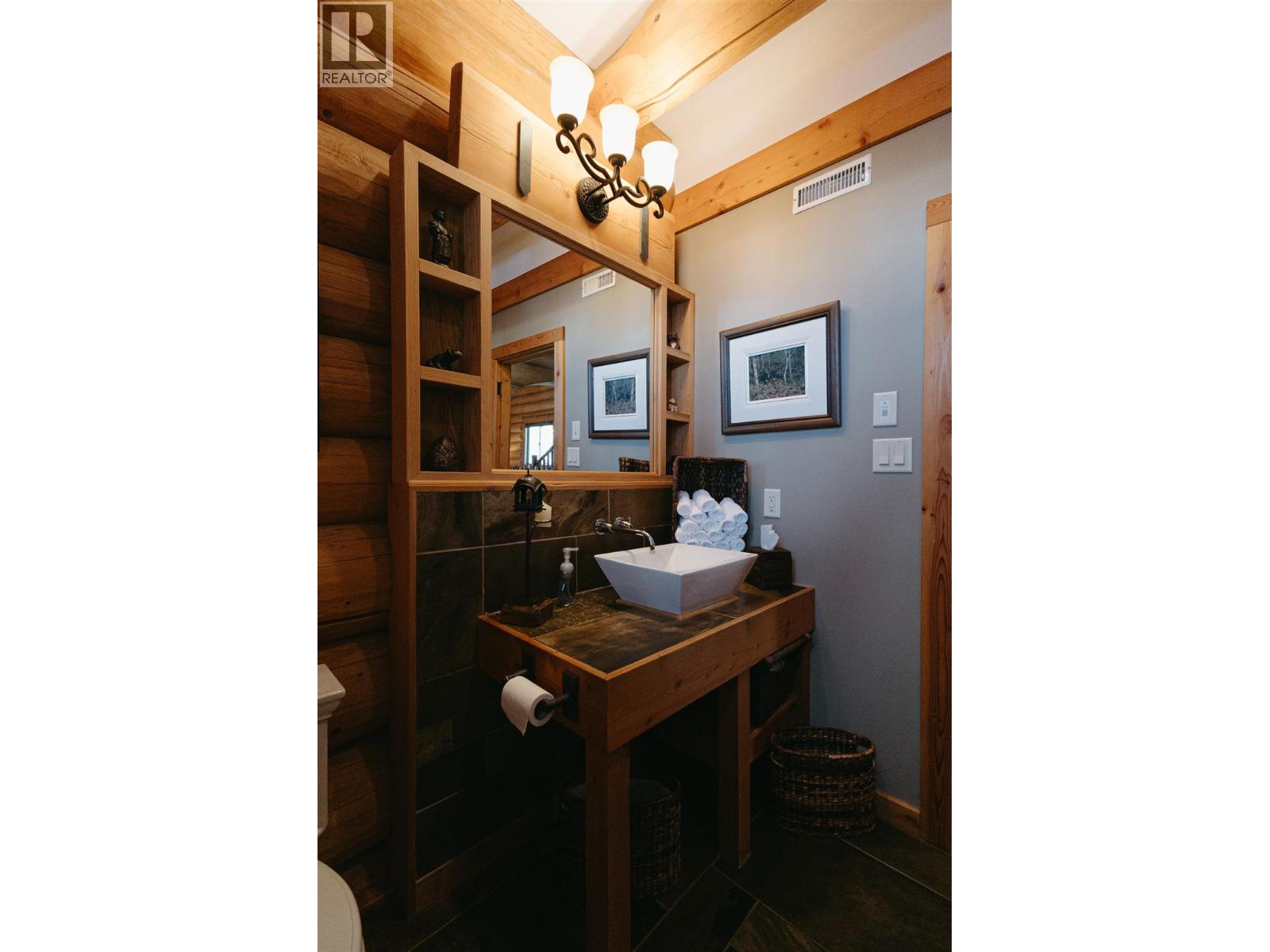 1595 COLUMBIA VALLEY VEIW Drive Golden, BC V0A1H2_31