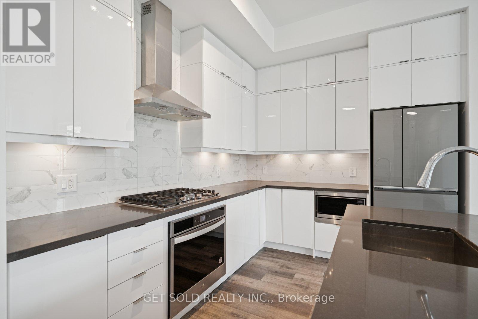 728 - 11750 Ninth Line, Whitchurch-Stouffville, Ontario  L4A 1H6 - Photo 3 - N12629296