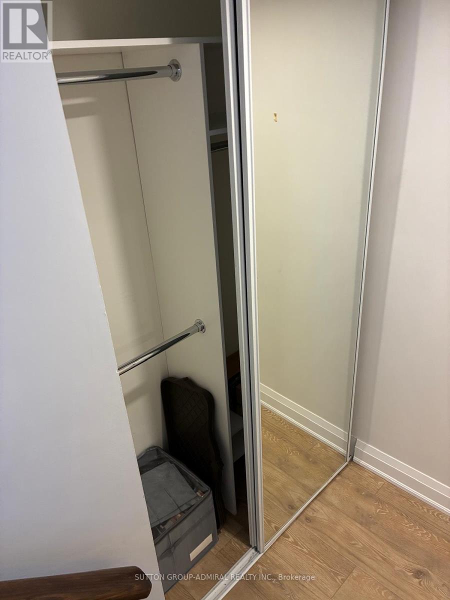 Lower - 32 Glenforest Drive, Vaughan, Ontario  L4J 8K5 - Photo 15 - N12564888