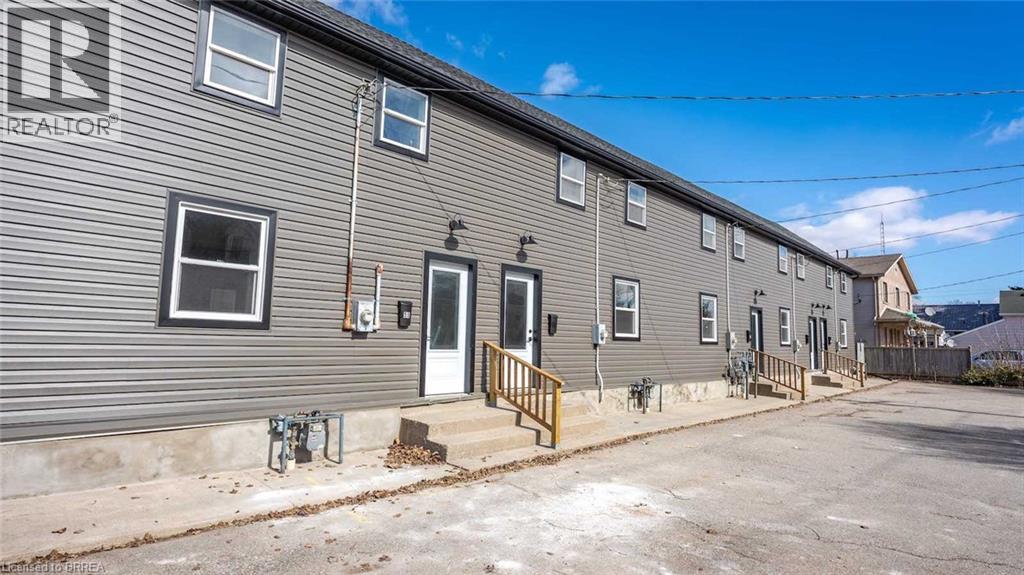 57 Winniett Street, Brantford, Ontario  N3T 1M6 - Photo 14 - 40793227