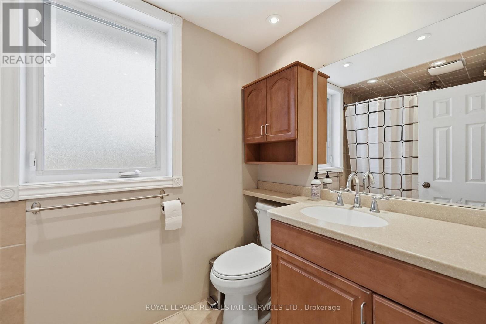 2299 Wiseman Court, Mississauga, Ontario  L5J 1P5 - Photo 34 - W12629266