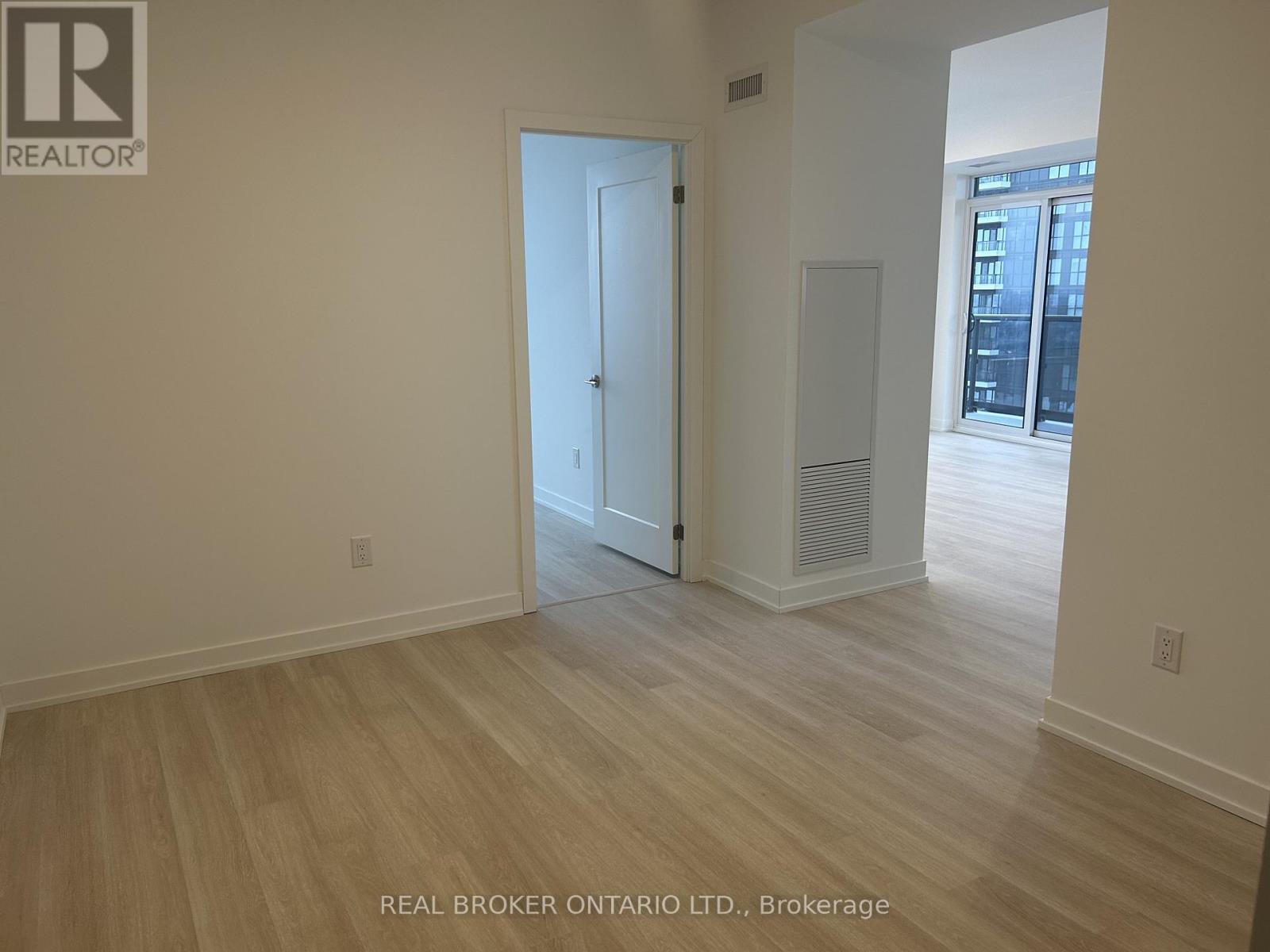 2205 - 5105 Hurontario Street, Mississauga, Ontario  L4Z 3X7 - Photo 10 - W12629270