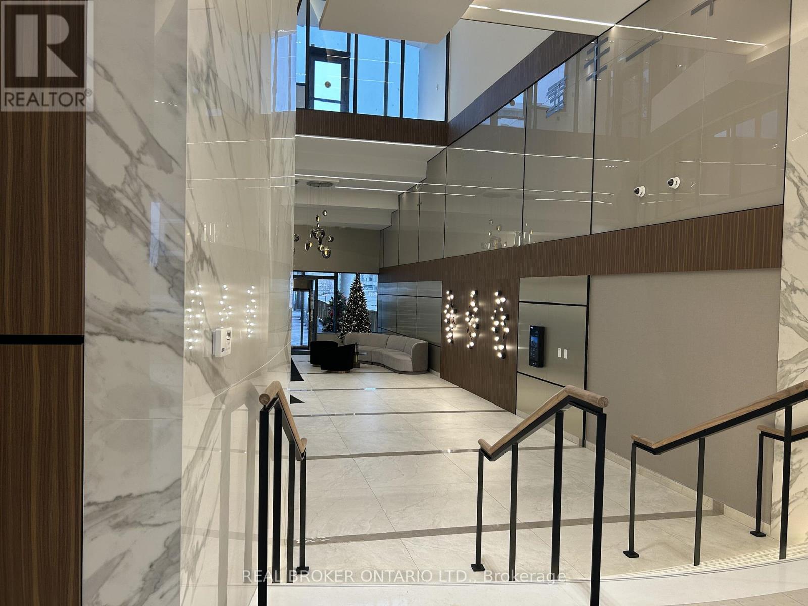 2205 - 5105 Hurontario Street, Mississauga, Ontario  L4Z 3X7 - Photo 4 - W12629270