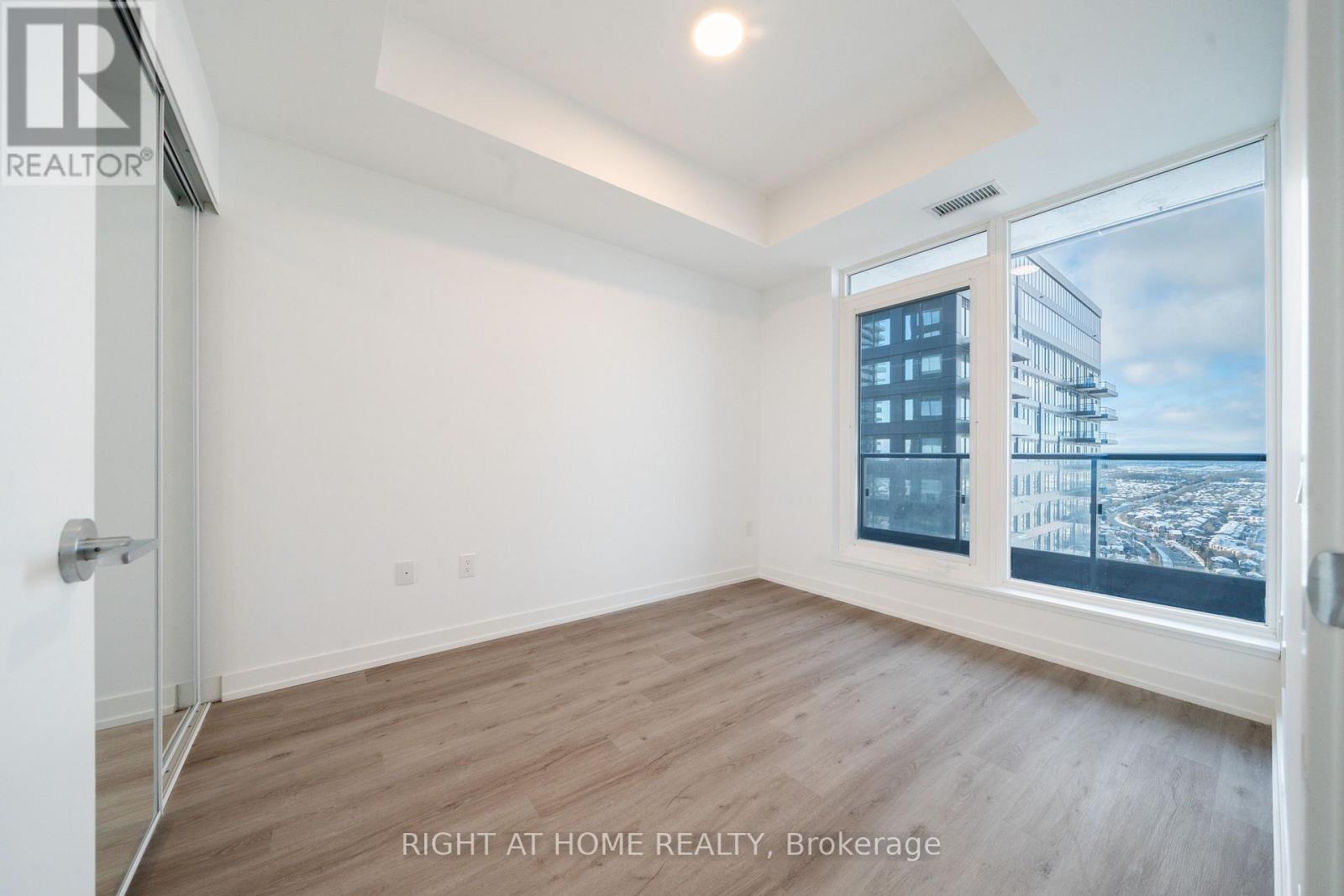 3402 - 395 Square One Drive, Mississauga, Ontario  L5B 0P6 - Photo 12 - W12629278