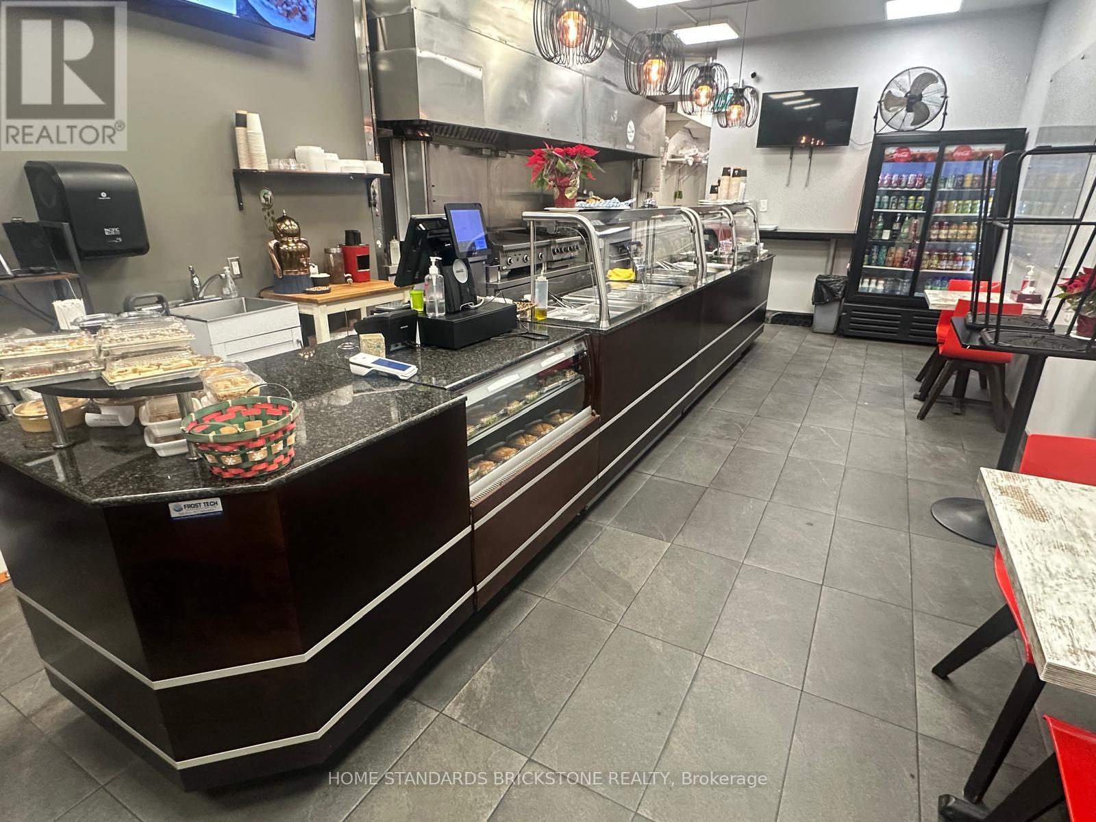 1176 The Queensway, Toronto (Islington-City Centre West), Ontario  M8Z 1R5 - Photo 10 - W12629282