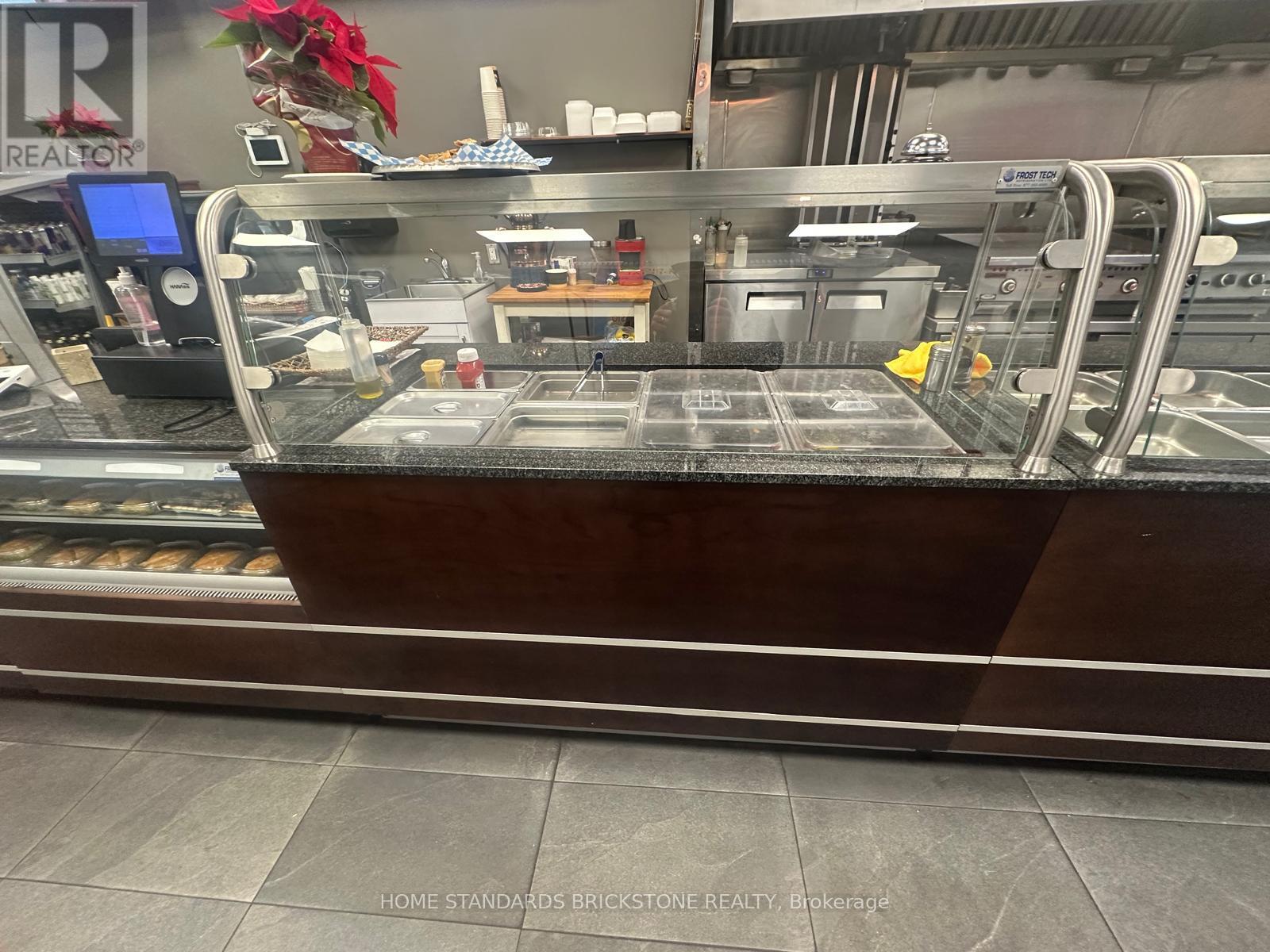 1176 The Queensway, Toronto (Islington-City Centre West), Ontario  M8Z 1R5 - Photo 7 - W12629282