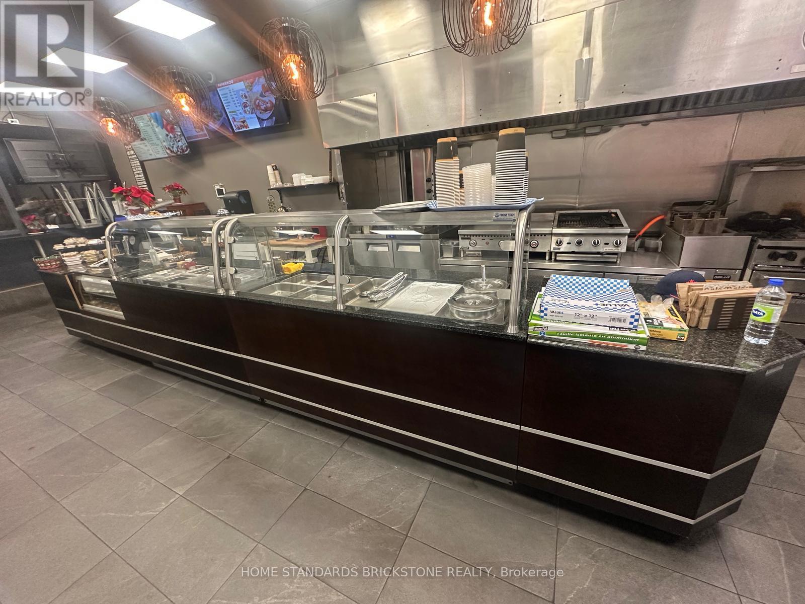 1176 The Queensway, Toronto (Islington-City Centre West), Ontario  M8Z 1R5 - Photo 9 - W12629282