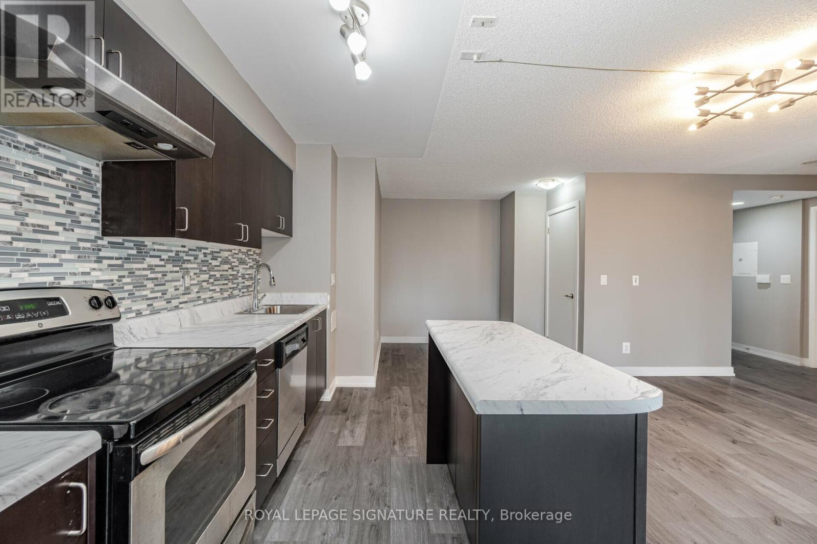 514 - 155 Legion Road N, Toronto (Mimico), Ontario  M8Y 0A7 - Photo 11 - W12629284