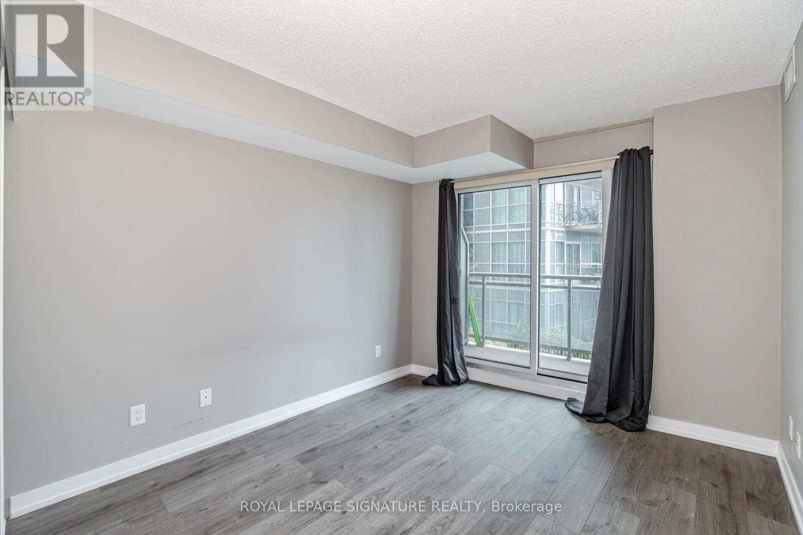 514 - 155 Legion Road N, Toronto (Mimico), Ontario  M8Y 0A7 - Photo 13 - W12629284