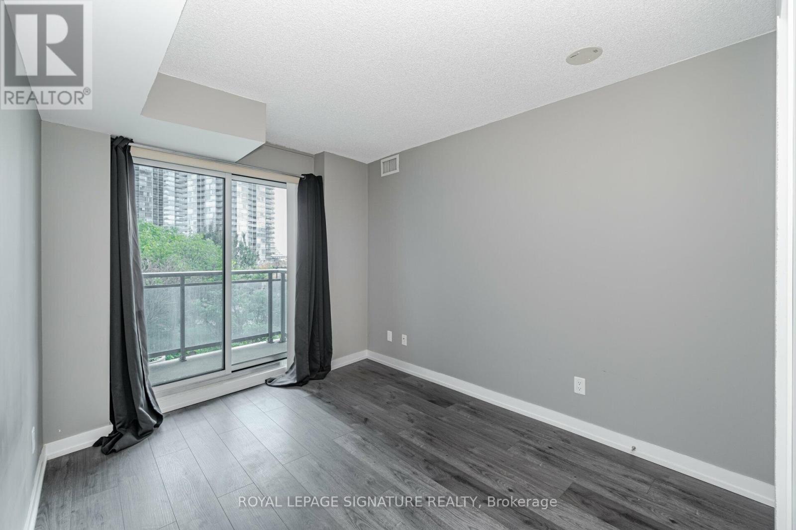 514 - 155 Legion Road N, Toronto (Mimico), Ontario  M8Y 0A7 - Photo 15 - W12629284