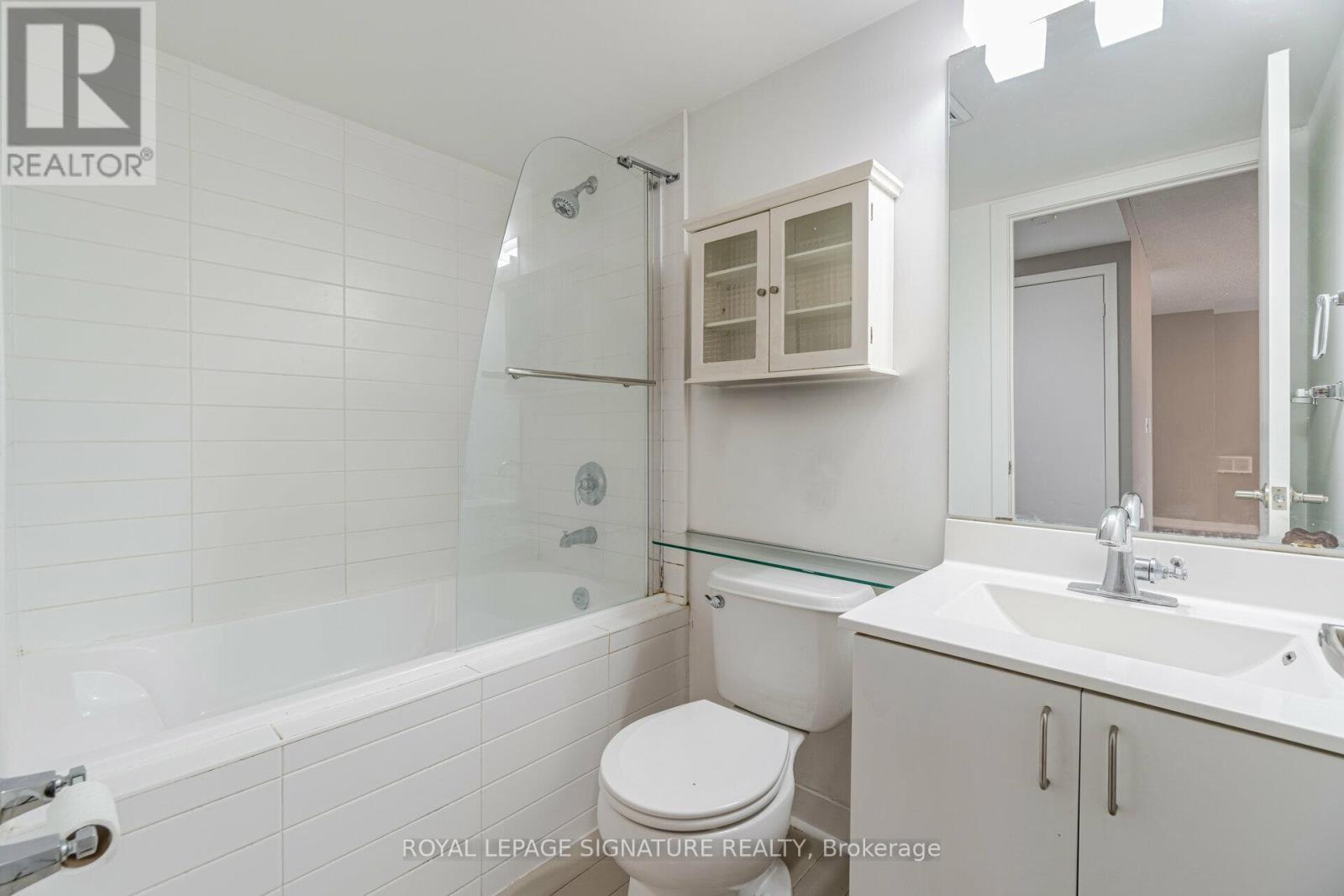 514 - 155 Legion Road N, Toronto (Mimico), Ontario  M8Y 0A7 - Photo 18 - W12629284