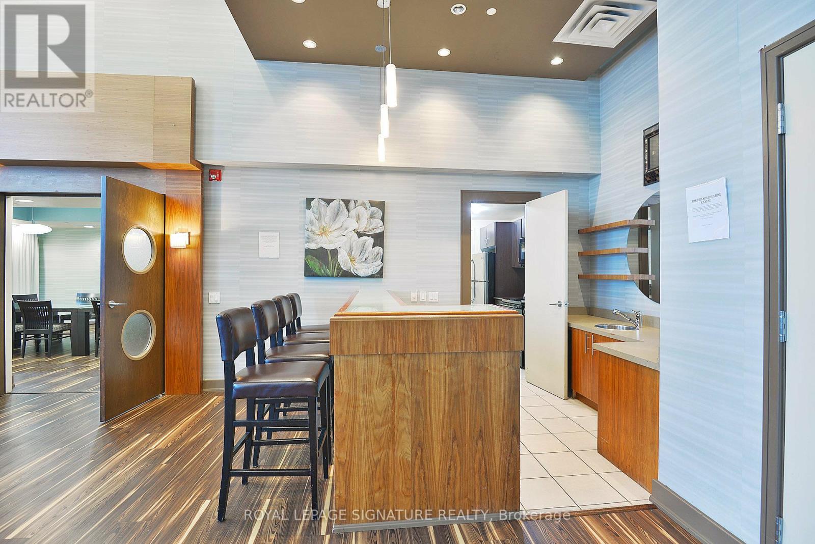 514 - 155 Legion Road N, Toronto (Mimico), Ontario  M8Y 0A7 - Photo 32 - W12629284