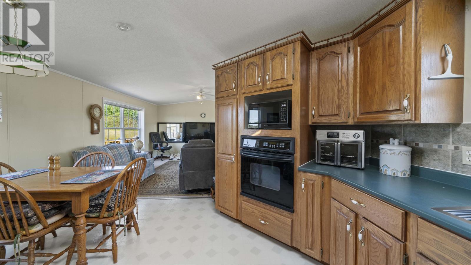 402 Johnson Road, Coldstream, Nova Scotia  B0N 2J0 - Photo 9 - 202521792