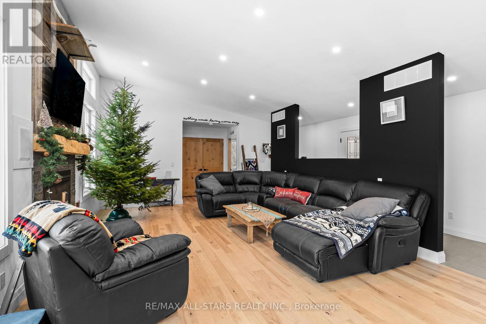 1062 Northline Road, Kawartha Lakes (Fenelon Falls), Ontario  K0M 1N0 - Photo 14 - X12629340