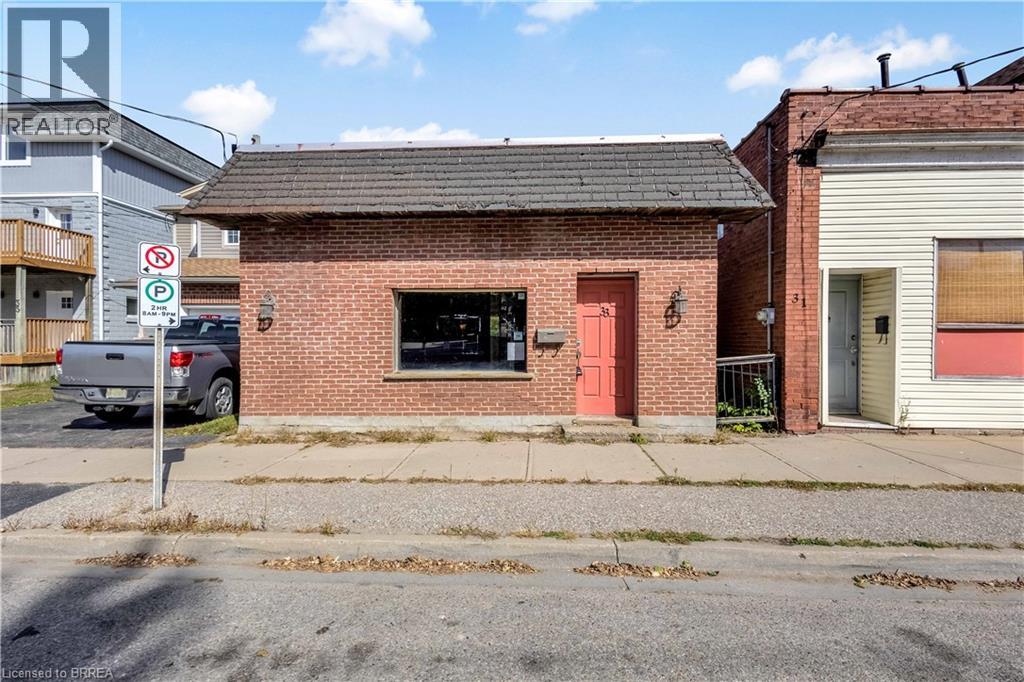 33 St George Street, Brantford, Ontario N3R 1V2 - Photo 15 - 40767843