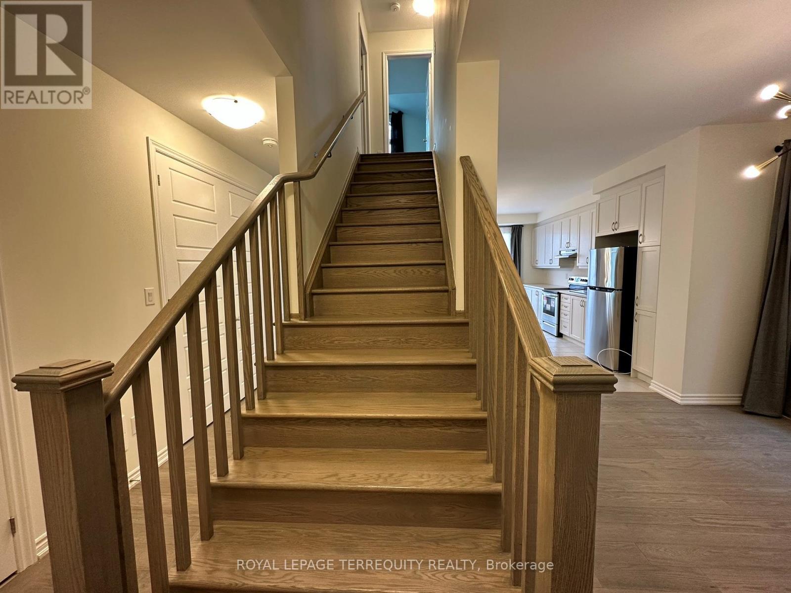 69 Therma Crescent, Markham, Ontario L6C 3K9 - Photo 12 - N12537426