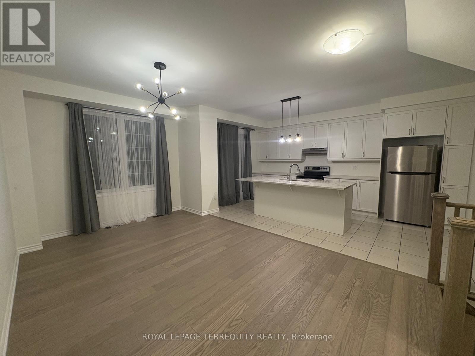 69 Therma Crescent, Markham, Ontario L6C 3K9 - Photo 8 - N12537426