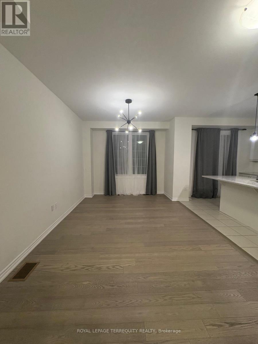 69 Therma Crescent, Markham, Ontario L6C 3K9 - Photo 9 - N12537426