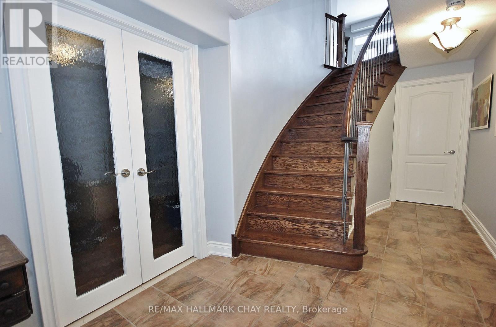 1185 Mitchell Court, Innisfil, Ontario L9S 5A5 - Photo 39 - N12581946