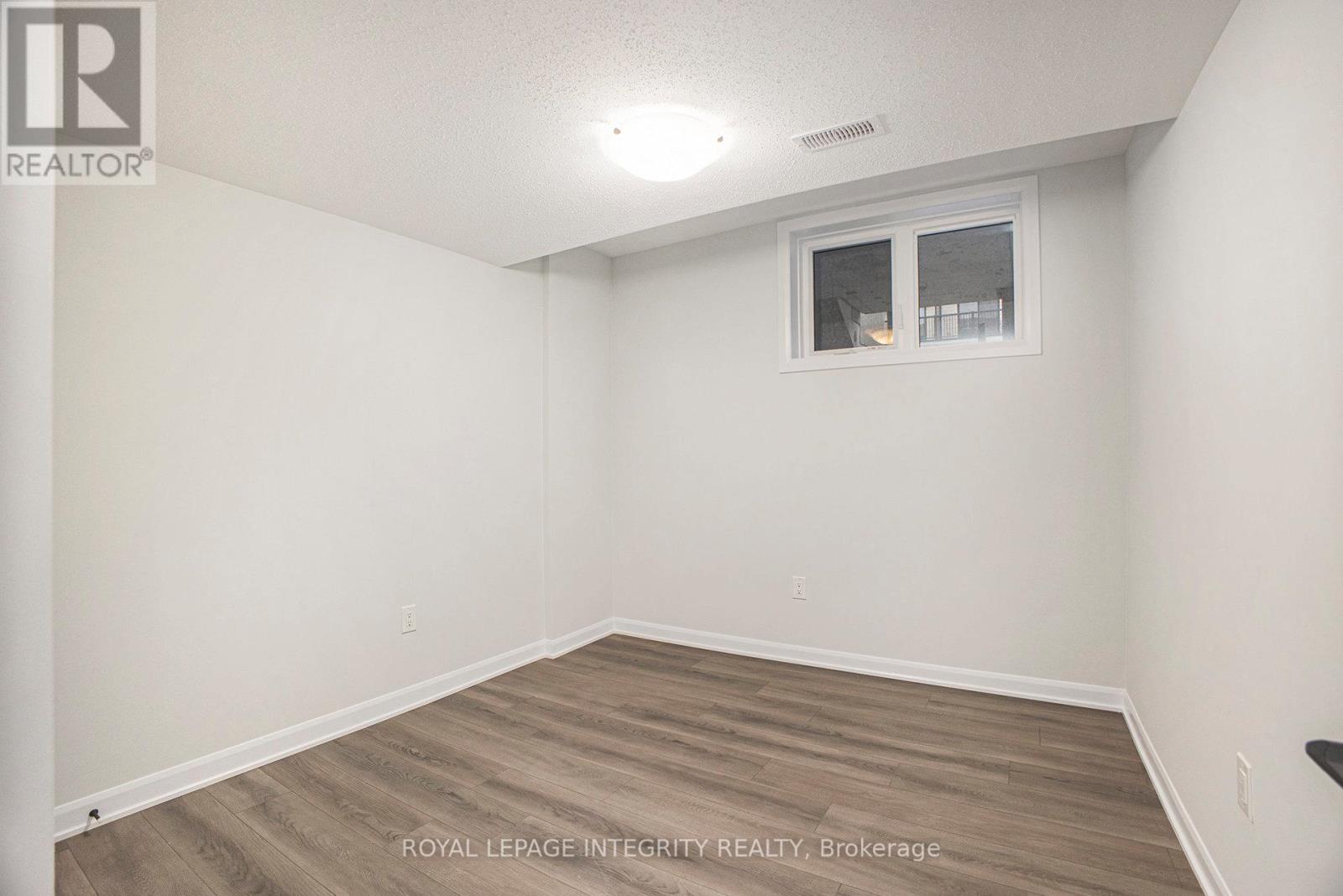 1130 Creekway Private, Ottawa, Ontario  K2T 0S9 - Photo 8 - X12629332