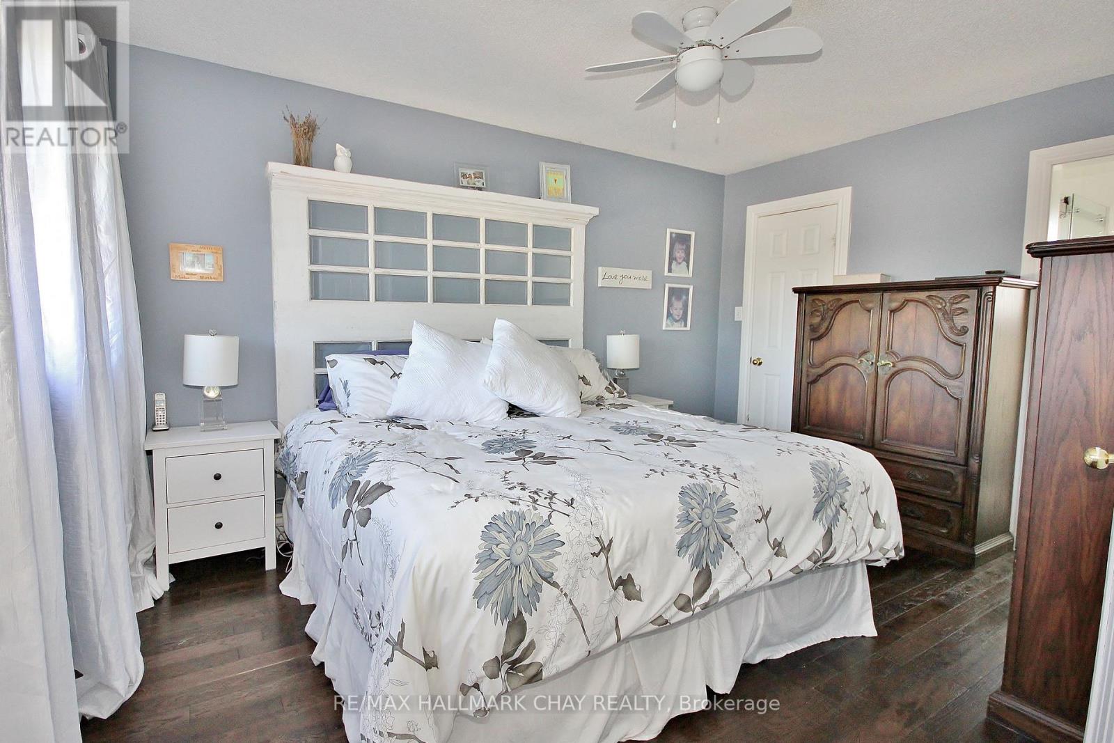 1084 Winnifred Court, Innisfil, Ontario L9S 2B3 - Photo 20 - N12415097