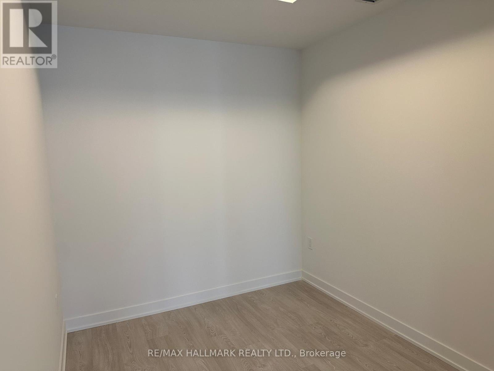 1715 - 1 Quarrington Lane, Toronto, Ontario  M3C 1H7 - Photo 6 - C12627696