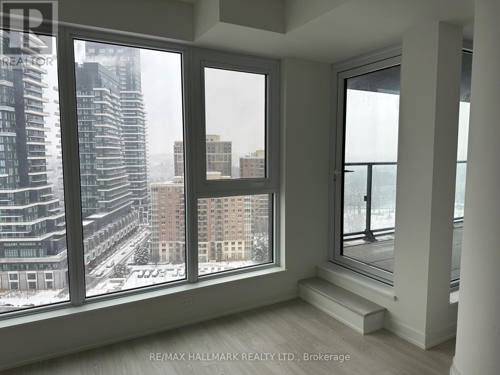 1715 - 1 Quarrington Lane, Toronto, Ontario  M3C 1H7 - Photo 5 - C12627696