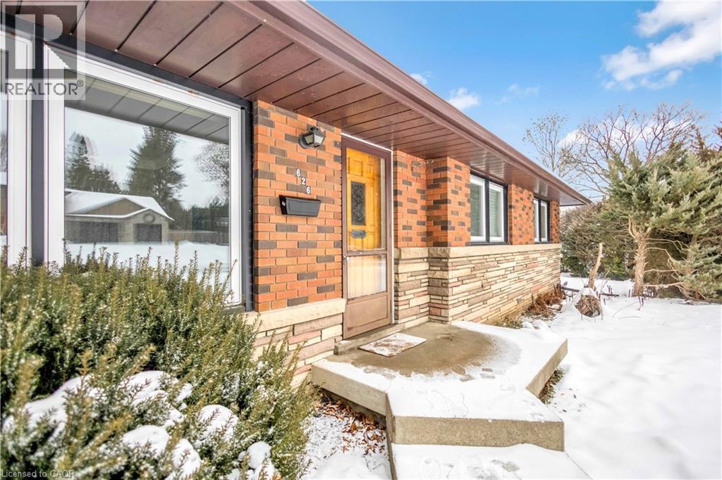 626 Iroquois Avenue, Ancaster, Ontario L9G 3B4 - Photo 4 - 40793592