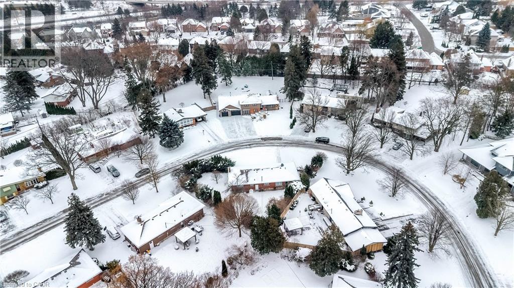 626 Iroquois Avenue, Ancaster, Ontario L9G 3B4 - Photo 49 - 40793592