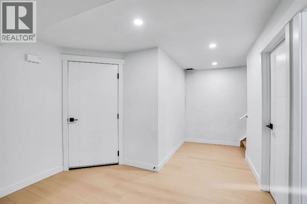 5016 Nemiskam Road Nw, Calgary, Alberta  T2K 2P7 - Photo 36 - A2264648