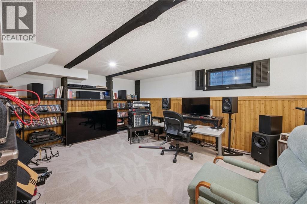 92 Borden Avenue N, Kitchener, Ontario  N2H 3J4 - Photo 9 - 40790361