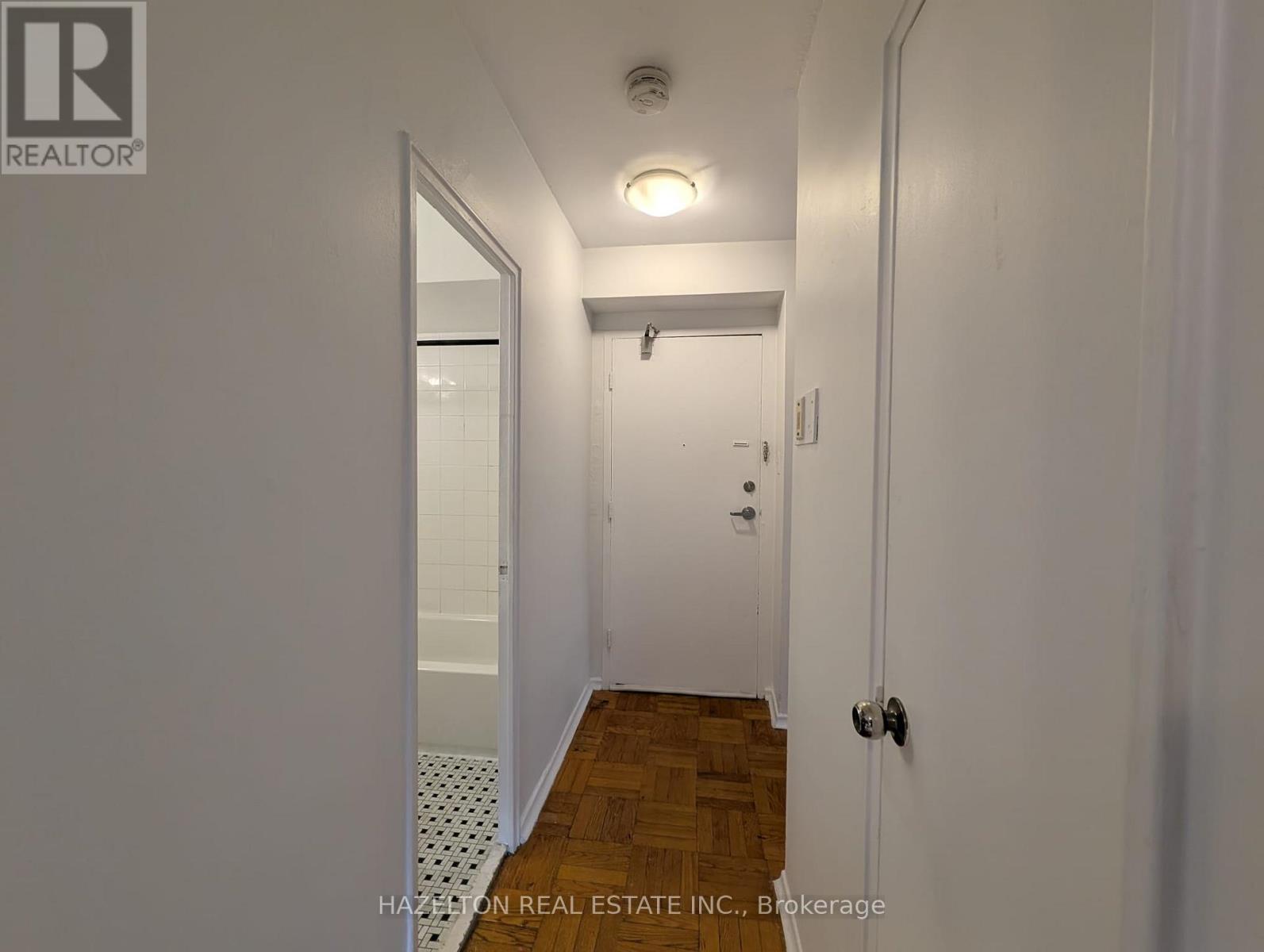 201 - 206 St George Street, Toronto, Ontario  M5R 2N6 - Photo 4 - C12629324