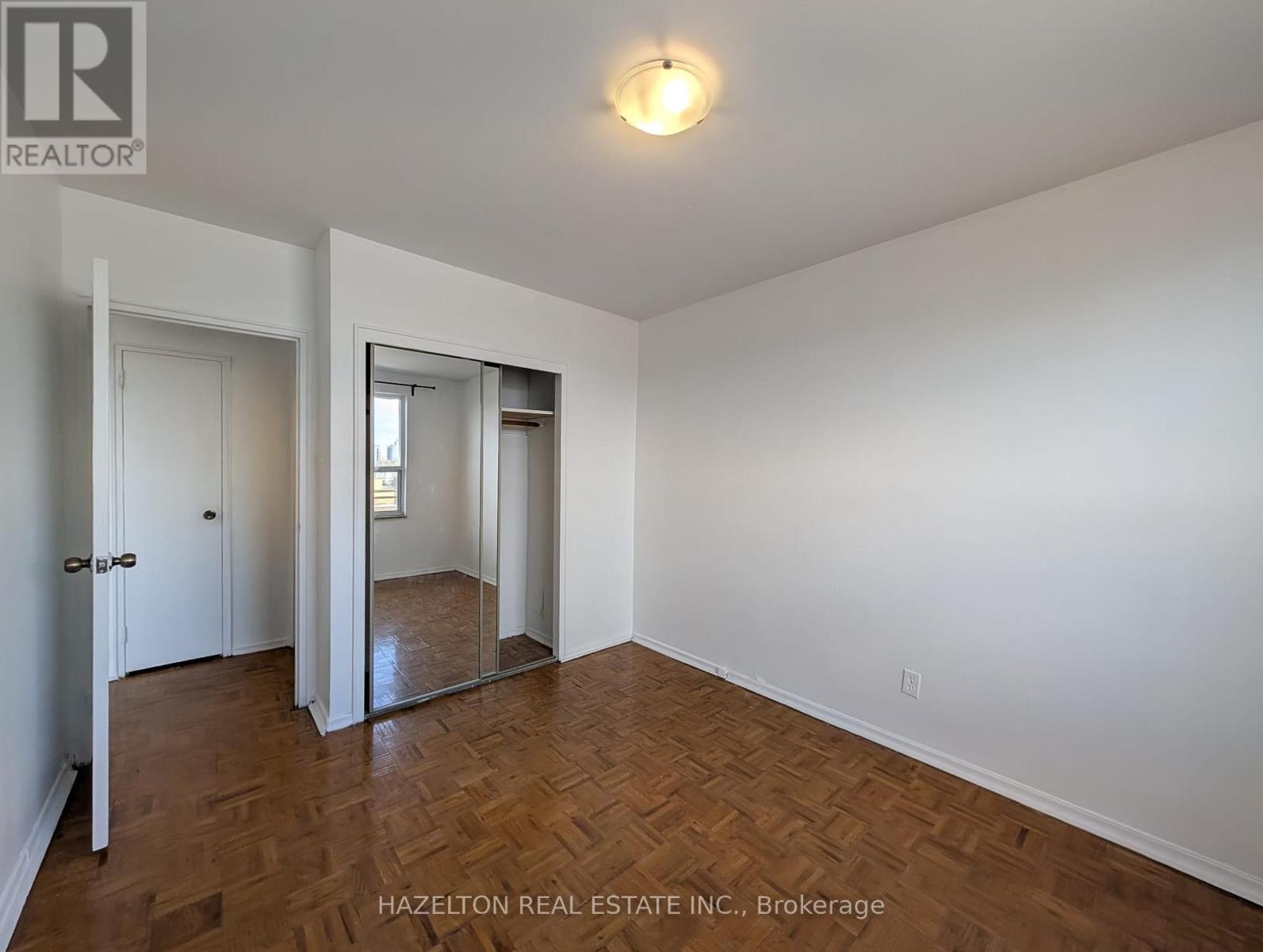 1005 - 206 St George Street, Toronto, Ontario  M5R 2N6 - Photo 11 - C12629326