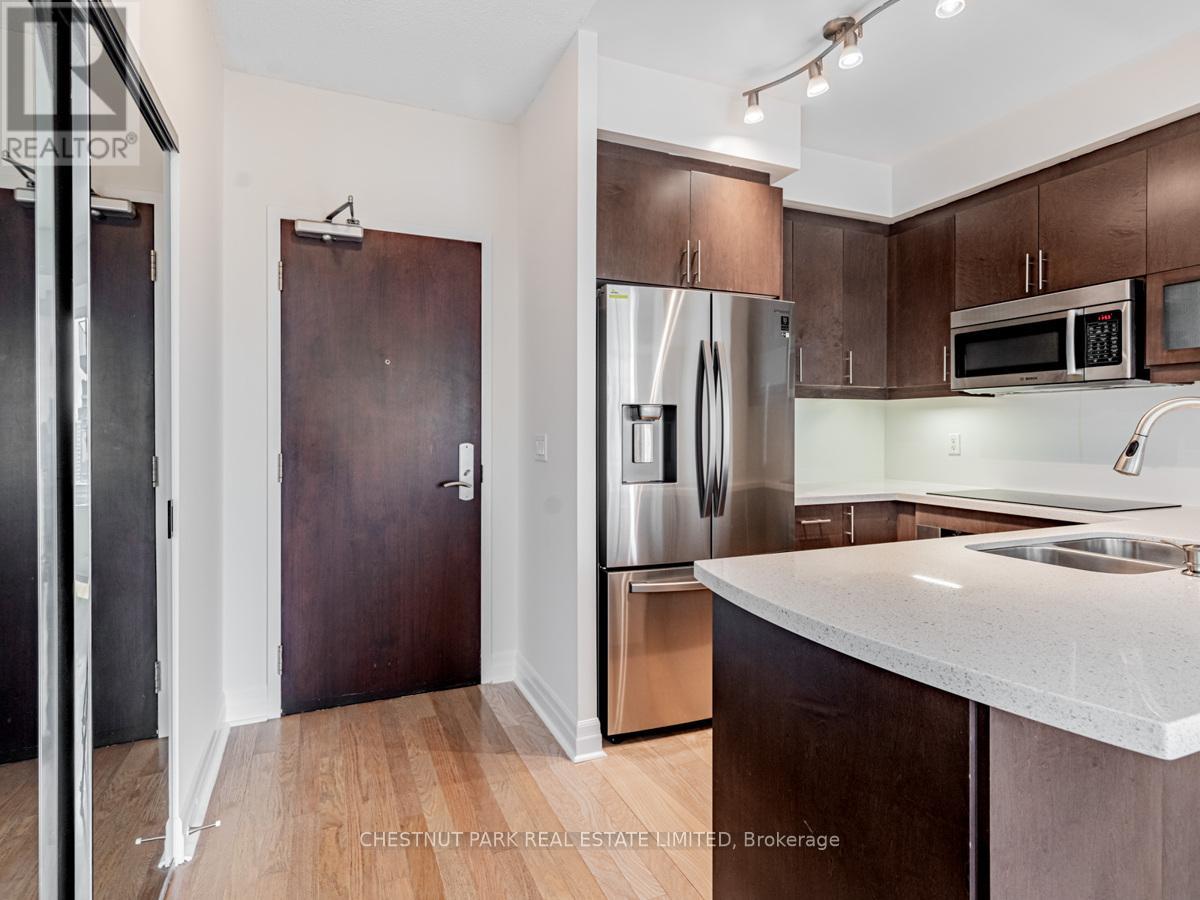 2905 - 35 Balmuto Street, Toronto, Ontario  M4Y 0A3 - Photo 3 - C12629346