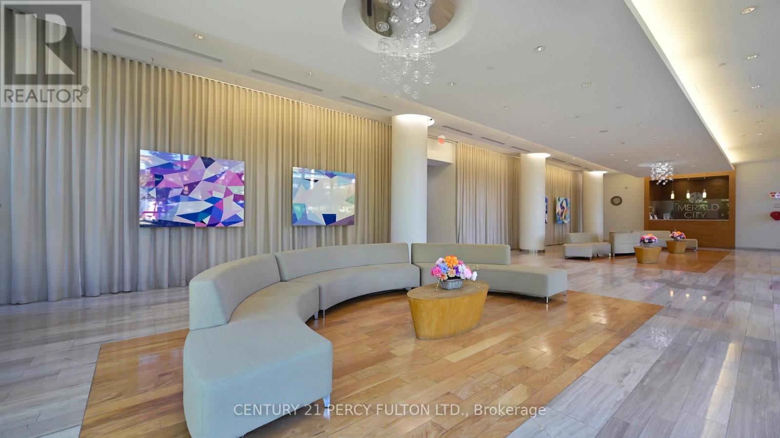 210 - 62 Forest Manor Road, Toronto (Henry Farm), Ontario  M2J 0B6 - Photo 5 - C12629358