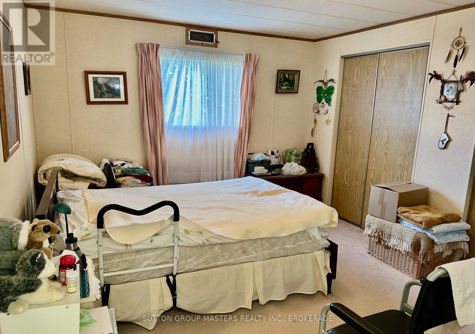 9 Maple Drive, Greater Napanee (Greater Napanee), Ontario  K7R 3L2 - Photo 14 - X12486871